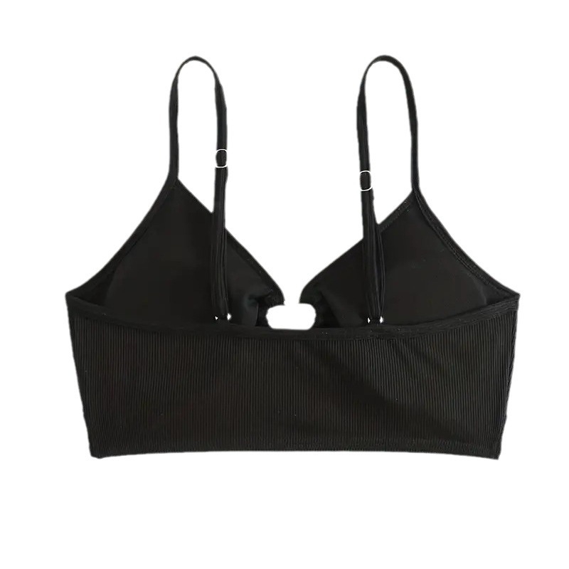 Női háromszög bikini, ujjatlan, hátsó része nyitott, egyszínű; melltartó párnázott, acélos tartó nélkül; poliészter anyag 81%, bélés 19%