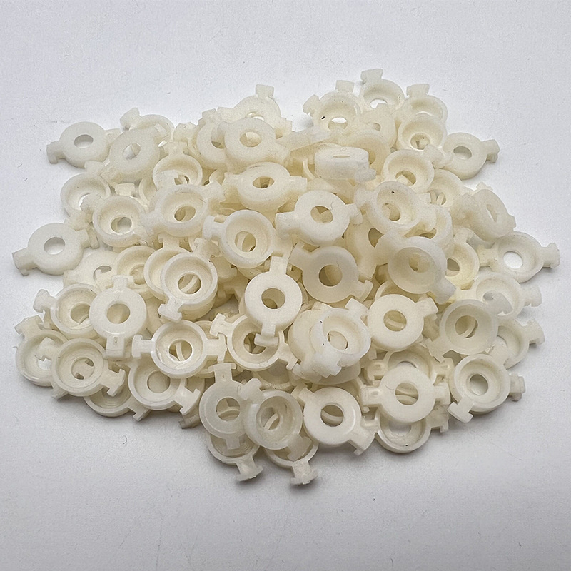 Pločica za pistonsku oprugu i dio pozicioniranja za glazbeni instrument (plastika)