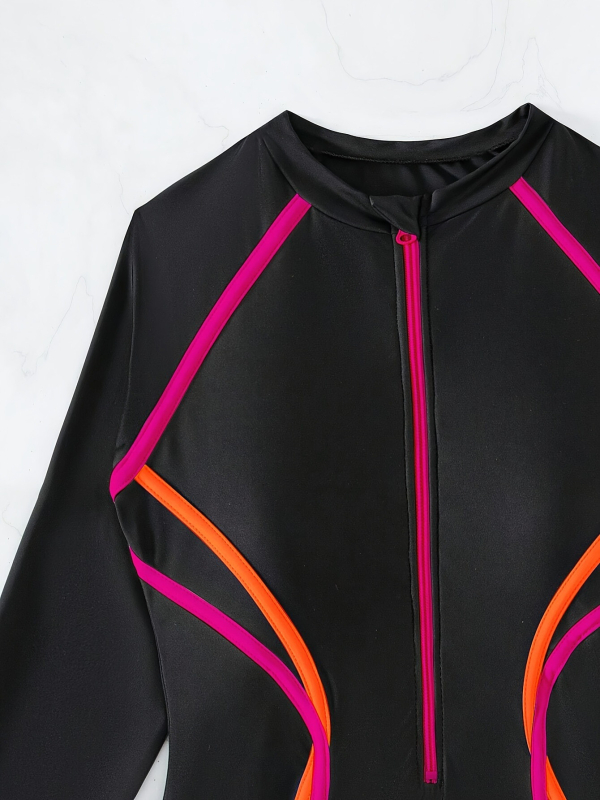 Női egyrészes fürdőruha, egyszínű modell, nylon 82%, poliészter bélés, ujj nélküli