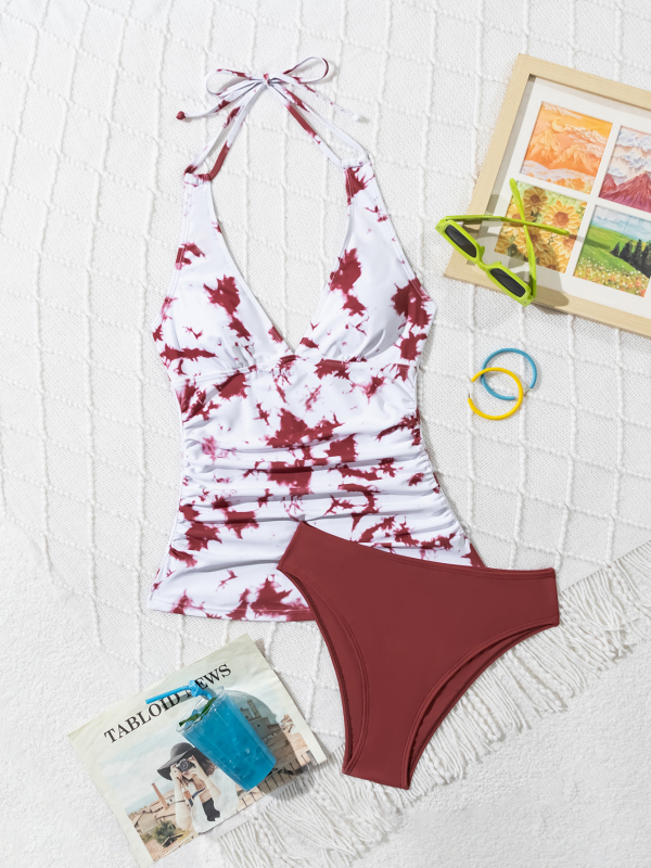 Tankini kupaći kostim s halter izrezom, pokriva trbuh, bez rukava briefs; tkanina 82% poliester, podstava 100% poliester, težina 195 g