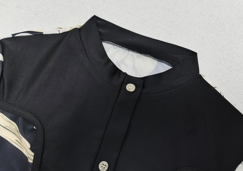 Trys dalių konservatyvus maudymosi kostiumėlis su spauda, aukšta elastingumas, pilnas uždengimas, UV apsauga