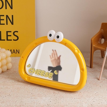 Επιτραπέζιος καθρέφτης μακιγιάζ με χαριτωμένο καρτούν σχέδιο, κατασκευή από ρητίνη, μοντέρνος και απλός στυλ, με βάση