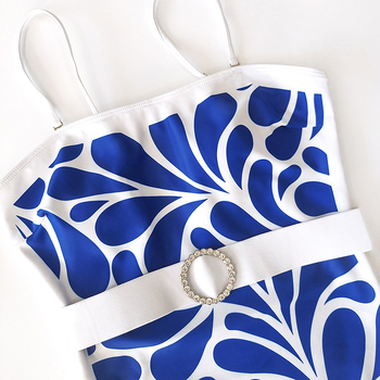 Moterų paplūdimio maudymosi kostiumėlis su spauda ir UV apsauga, 1 dalių ir 2 dalių komplektas, 82% poliesterio