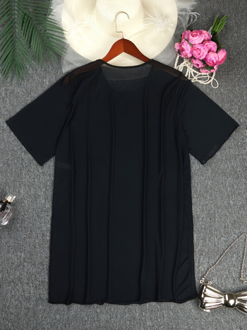 Ολόσωμο μαγιό με ενσωματωμένη επένδυση στήθους, κοντά μανίκια; ύφασμα 82% σπαντέξ, επένδυση 100% σπαντέξ; κατάλληλο για κολύμβηση