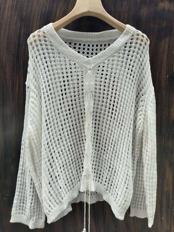 Moteriški tuščiaviduris megztinis topas, poliesteris, ilgos rankovės, vidutinio ilgio, apykaklė tipo rever