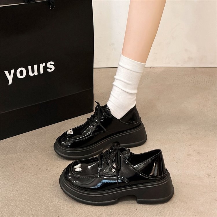 Γυναικεία loafers σε βρετανικό στυλ – JK δερμάτινα παπούτσια, PU επάνω μέρος, ύψος τακουνιού 3–5 cm, κορδόνια, σόλα καουτσούκ