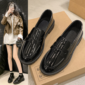 Μέρι Τζέϊν λοφέρς με στρογγυλό δάχτυλο, PU επάνω μέρος, χαμηλός αστράγαλος, ρηχά άνοιγμα, μεσαίο ύψος τακουνιού 3–5 cm, καουτσούκ σόλα