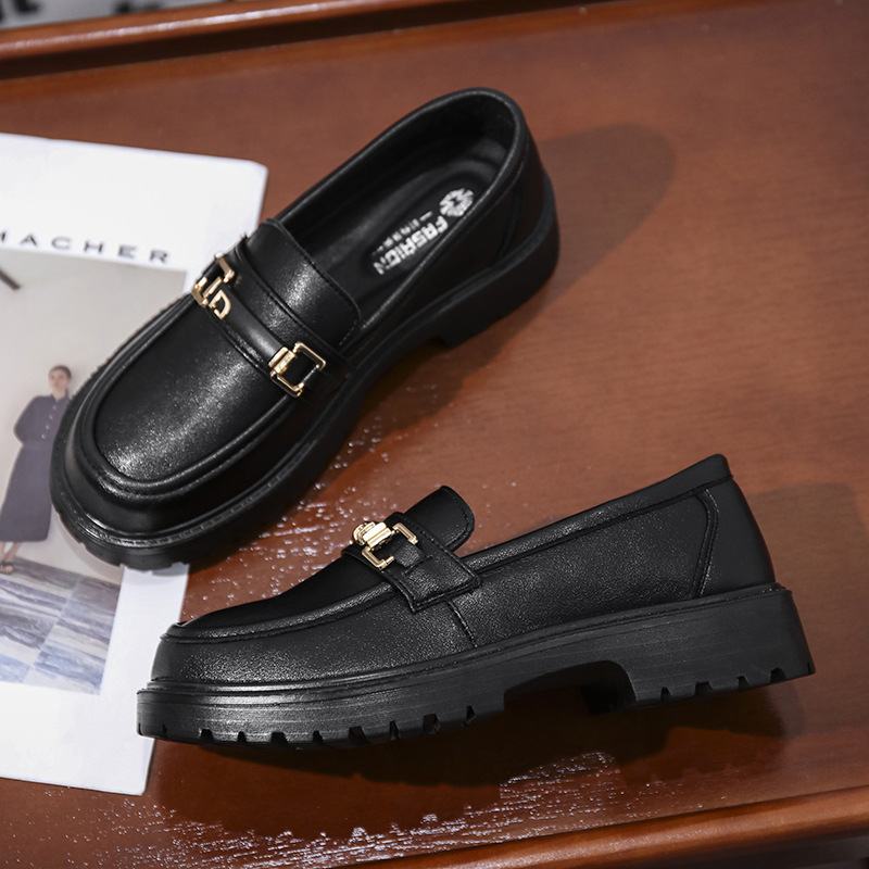 Γυναικείοι loafers PU άνω μέρος, Microfiber επένδυση, PU πάτος, σόλα πολυουρεθάνη, χαμηλό τακούνι 1-3 cm