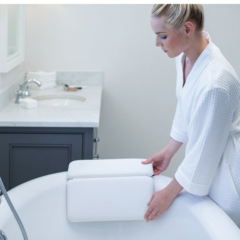 Stačiakampė PVC vonios pagalvė su siurbtuku, atspari vandeniui, neslystanti kaklo parama, pripučiamas pagalvė