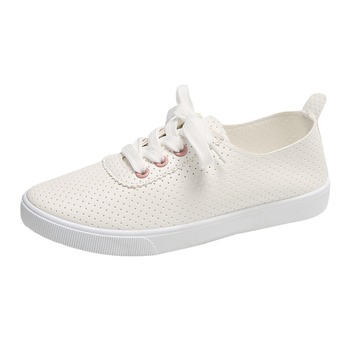 Γυναικείες casual επίπεδες παπούτσια, με επίπεδη σόλα, συνθετικό δέρμα επάνω, στρογγυλή μύτη, μπροστινό λουράκι με κούμπωμα, πάτος PU