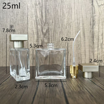 nbyaic staklena bočica za parfem s raspršivačem — puhano staklo, staklena konstrukcija, kozmetička boca