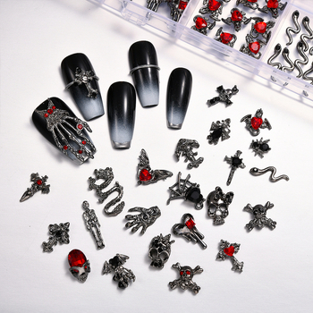 Set ukrasa za nokte od legure, Halloween tema, motivi: lubanja, pauk i šišmiš, u kutiji