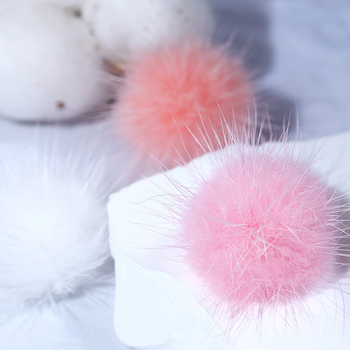 Σετ κοσμημάτων νυχιών με 6 φούντες από γούνα μινκ και αποσπώμενα μαγνητικά εξαρτήματα