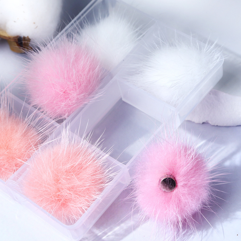 Set bijuterii pentru unghii cu 6 bile din blană de nurcă și componente magnetice detașabile