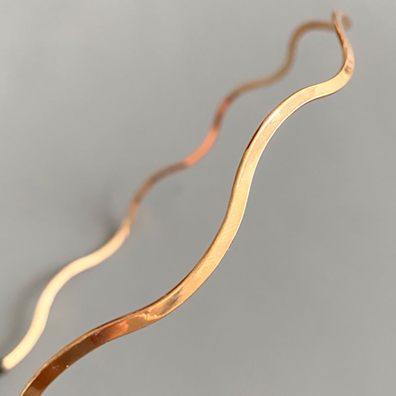 Zhuncen metalna čelenka s valovitim dizajnom, elektroplatirana, dodatak za kosu za žene