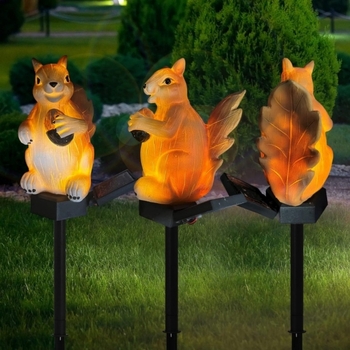 Φωτιστικό κήπου με ηλιακή τροφοδοσία σε σχήμα σκίουρου – από ρητίνη, εξωτερικά αδιάβροχο, LED 0,2W, 6–12 ώρες λειτουργίας