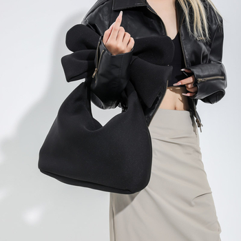 Чанта-кофа от нейлон в уличен стил, с цип, вътрешен джоб с цип, една презрамка