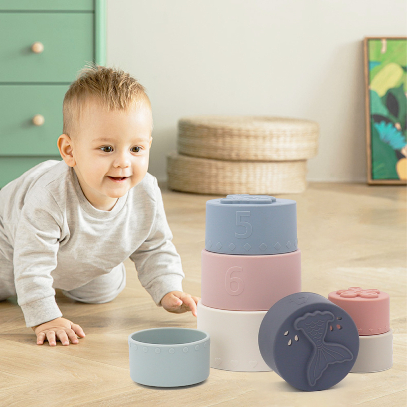 Mirake Bērnu Silikona Saliekamās Krūzītes – Izglītojoši Žāvējami Bloki, Vecuma 0–2 gadi, Iepakojums Konfekšu Maisiņā, Rudens 2024 Izlaidums