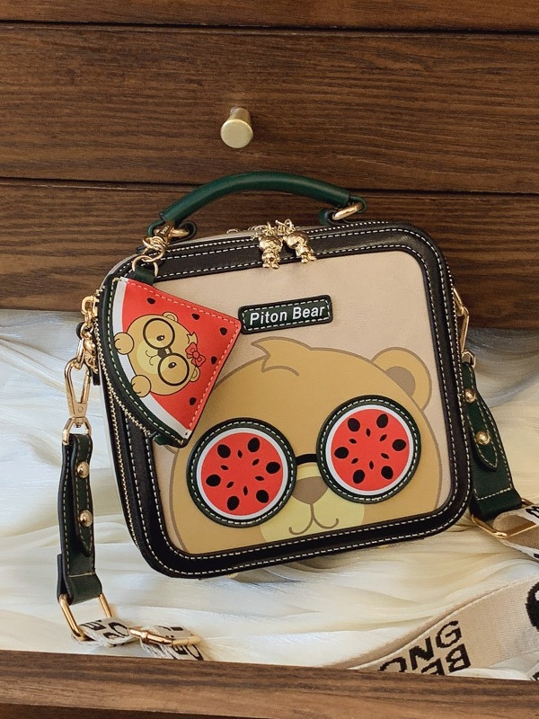 Crossbody táska, street-trend PU bőr, vízszintes négyzet alakú, cipzáros zárás.