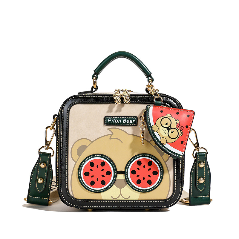 Crossbody táska, street-trend PU bőr, vízszintes négyzet alakú, cipzáros zárás.