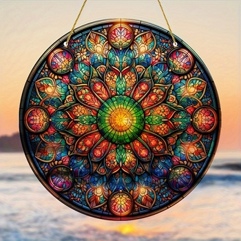 Akrilni hvatač sunca s mandalom — materijal: akril; uzorak: znakovi; obrada: sprej boja; stil: retro, komemorativan; izdanje: zima 2024