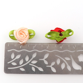 Υφασμάτινα τριαντάφυλλα με πράσινα φύλλα για DIY αξεσουάρ – ύφασμα, φιλική προς το περιβάλλον επεξεργασία, προέλευση Yiwu, μάρκα San Nan