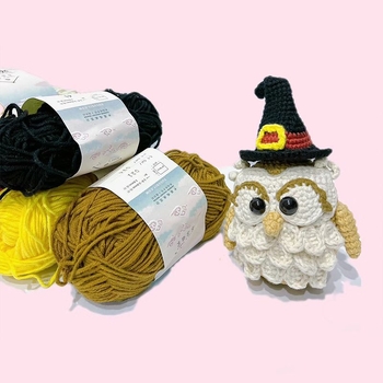 Pūces piekariņš atslēgai, adīts ar vilnu, DIY materiālu komplekts, gatavs produkts