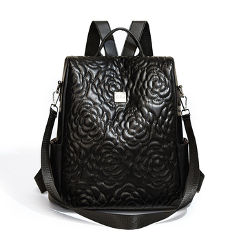 Τσάντα PU με κέντημα σε αστικό στυλ, κλείσιμο με φερμουάρ; εσωτερικές θήκες: κρυφή θήκη με φερμουάρ και θήκη για κινητό, με ενδιάμεσο στρώμα και πολυεστερική επένδυση