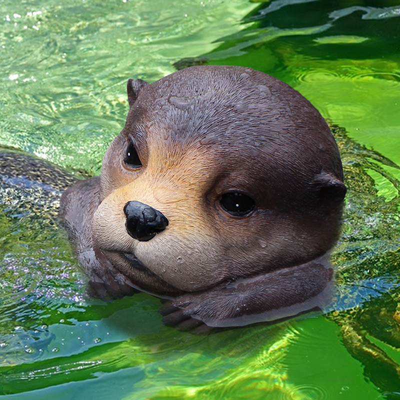 Plutajuća vidra ukras za vrtno jezerce — smola, izrezbarena i polirana, IP odobrena umjetnička kreacija (Floating Otter)