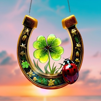 Ακρυλικό κρεμαστό διακοσμητικό για βεράντα/παράθυρο – σε σχήμα αλόγου με τετράφυλλη clover και ladybug, φυτικό μοτίβο, εκτύπωση φινίρισμα, Mori στυλ