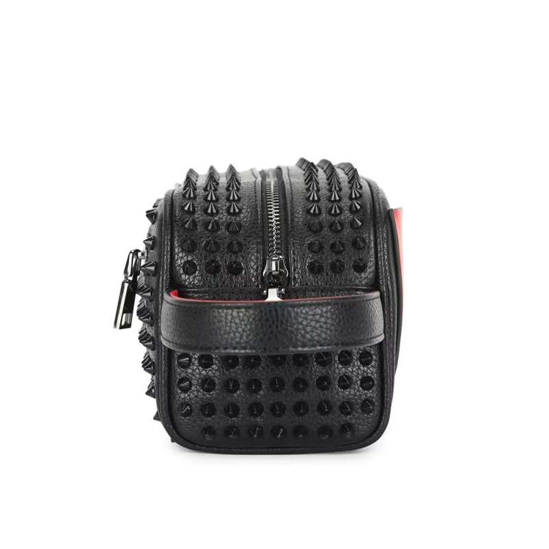 Vīriešu klutch soma ar kniedēm - PU materiāls, ģeometriskais raksts, poliestera iekšpuse, liela ietilpība