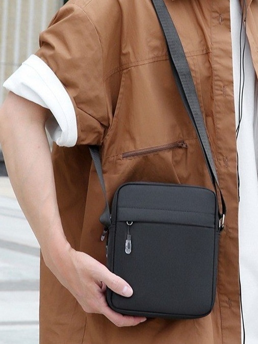 Férfi kereszttáska – Uniszex dizájn, Oxford szövet, légáteresztő és ultra könnyű, bélés poliészter, Aorong