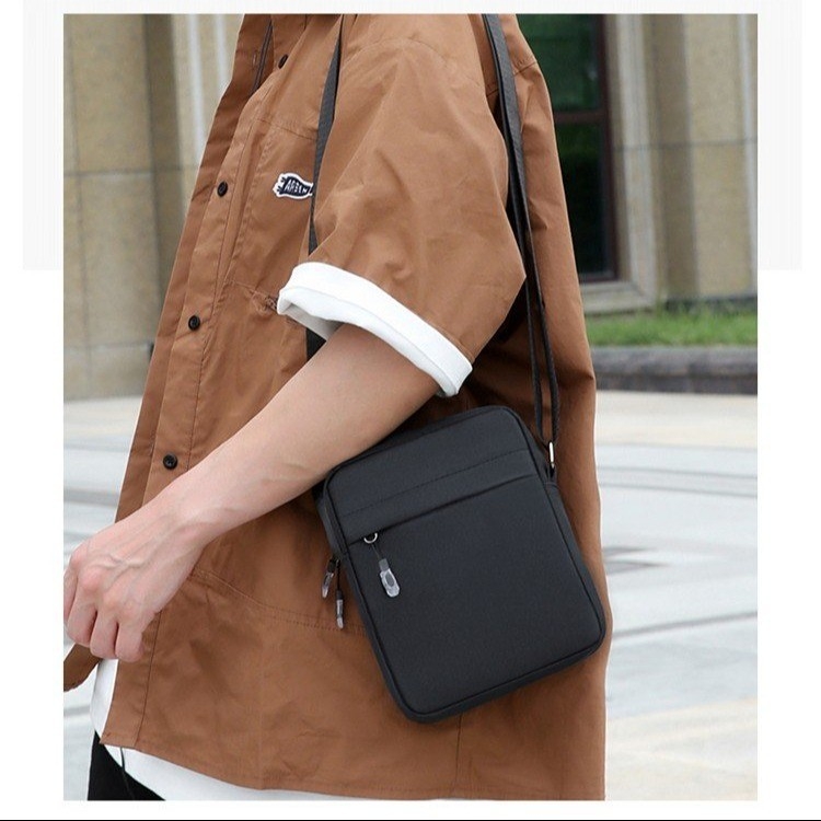 Férfi kereszttáska – Uniszex dizájn, Oxford szövet, légáteresztő és ultra könnyű, bélés poliészter, Aorong