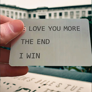 Ατσάλινη κάρτα πορτοφολιού, λαξευμένη με λέιζερ, απλό και μοντέρνο στυλ, ιδανική για τη γιορτή του Αγίου Βαλεντίνου και επετείους