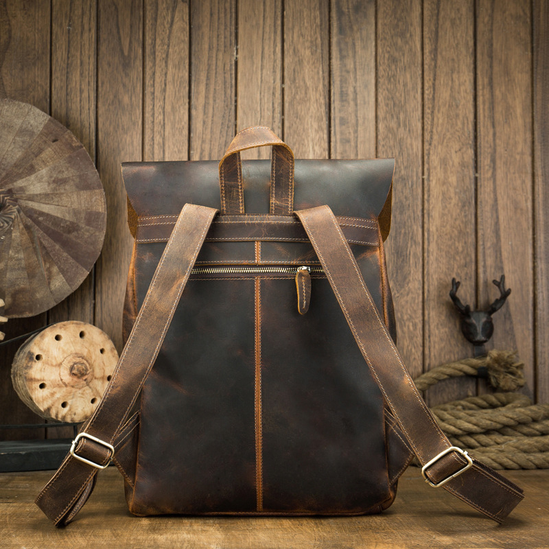 790 hátizsák valódi bőrből — Kapacitás 20 L alatt, 16 hüvelykes laptop-kompatibilitás, első réteg marhabőr, ívelt vállpántok