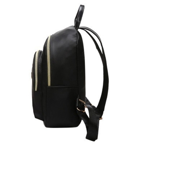 Γυναικείο σακίδιο πλάτης σε αστικό μινιμαλιστικό στυλ, PU υλικό, πολυεστερική επένδυση, κλείσιμο με φερμουάρ, εσωτερικοί χώροι: θήκη με φερμουάρ και θήκη για κινητό