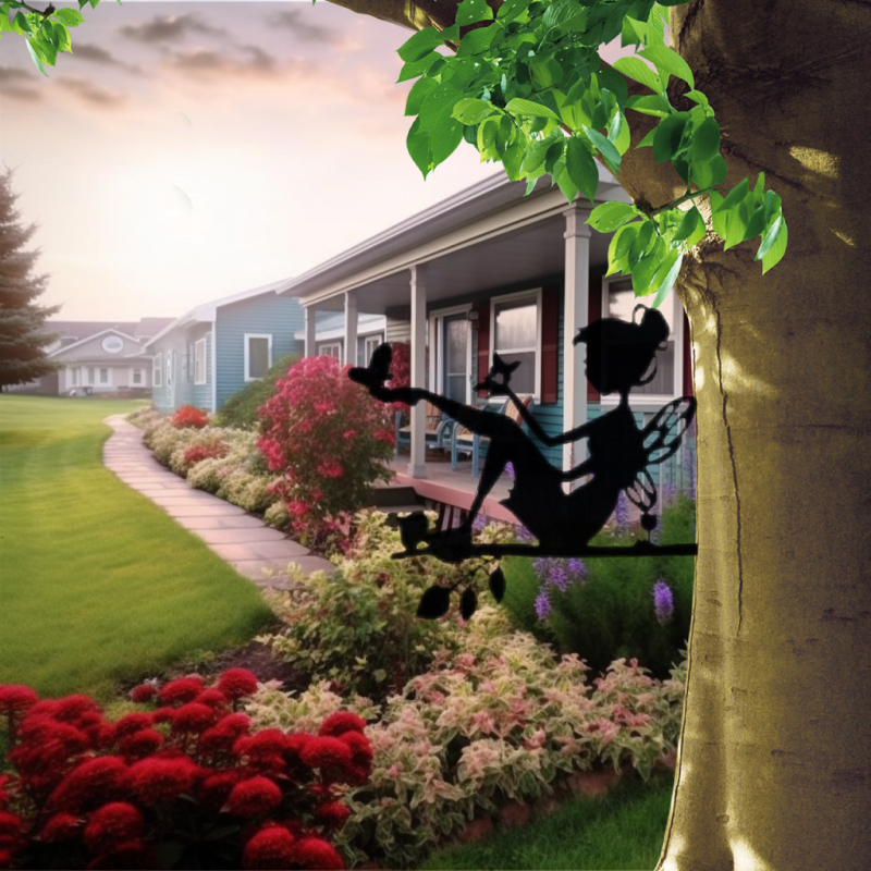 Lauko metalinė skulptūra: drugelių fėjų siluetas sodui, tvorai ir kiemui