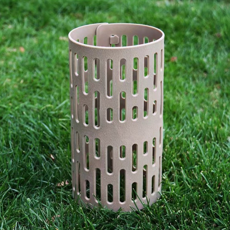 Защитна обвивка за ствол на дърво – пластмасова, регулируема, сглобяема, за млади дървета