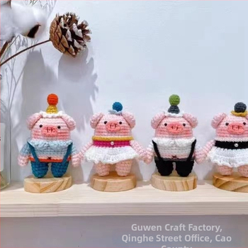 Βάση κούκλας από πεύκο με κυκλικούς δίσκους και ακίδες — μοντέρνο μινιμαλιστικό στυλ