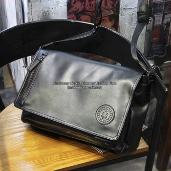 Férfi vállon átvethető táska, koreai-stílusú, nagy kapacitású dokumentumtáska, PU anyag, PU bélés