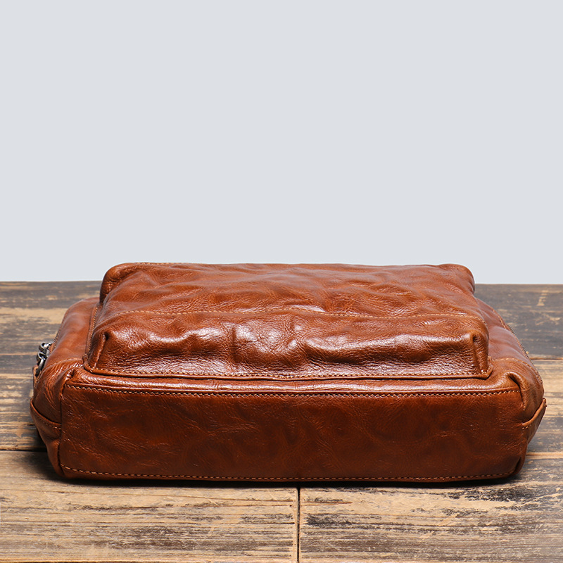 Férfi válltáska valódi bőrből, első réteg marhabőrből, street-trend stílus, vászon bélés, tehercsökkentő dizájn