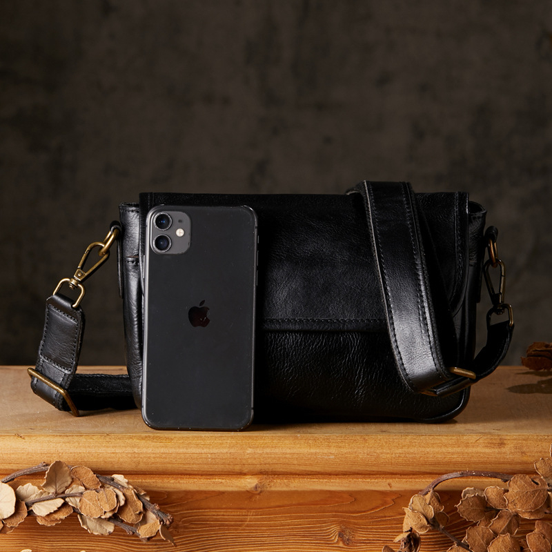 Férfi válltáska – utcai stílus, valódi bőr, első réteg marhabőr, poliészter bélés, mindennapi használat