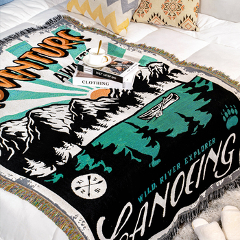 Medvilninis pledas sofai su kutais yra džakardo raštu, 800-999 g, peizažo raštas, šiuolaikiškas paprastas stilius, tinkamas visoms metų laikams