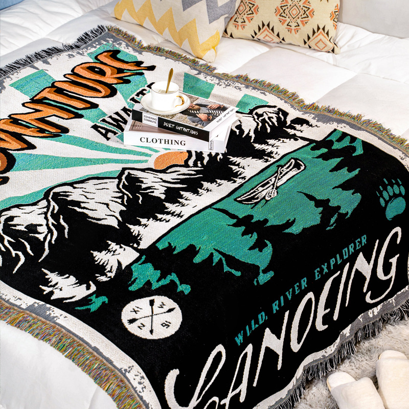 Medvilninis pledas sofai su kutais yra džakardo raštu, 800-999 g, peizažo raštas, šiuolaikiškas paprastas stilius, tinkamas visoms metų laikams