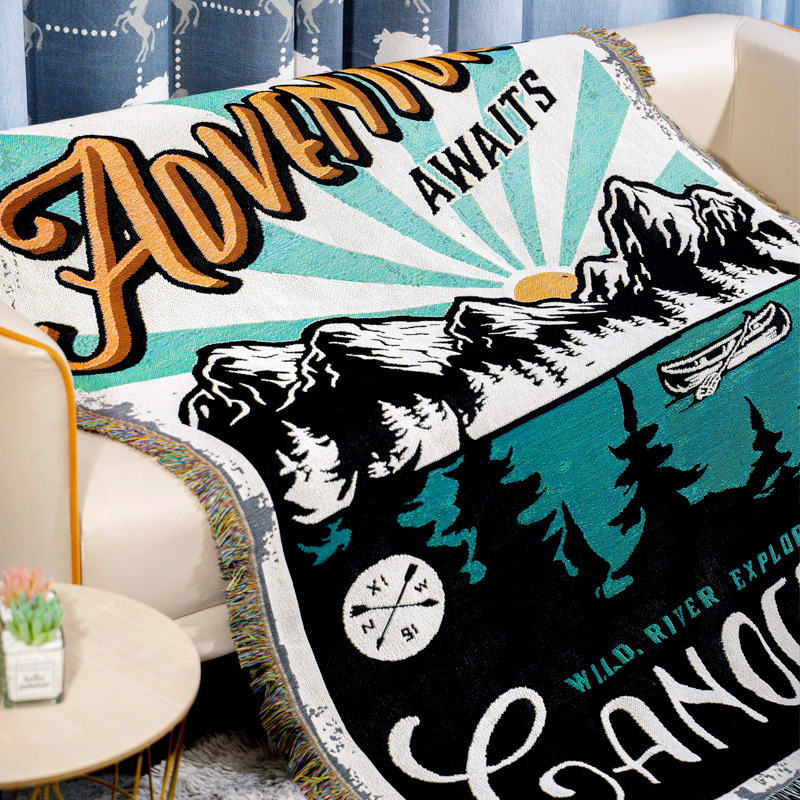 Medvilninis pledas sofai su kutais yra džakardo raštu, 800-999 g, peizažo raštas, šiuolaikiškas paprastas stilius, tinkamas visoms metų laikams