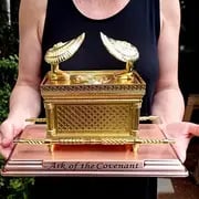 Fémötvözetből készült otthoni dekorációs figura, nappali dekoráció, fesztivál ajándék, személyes ajándék
