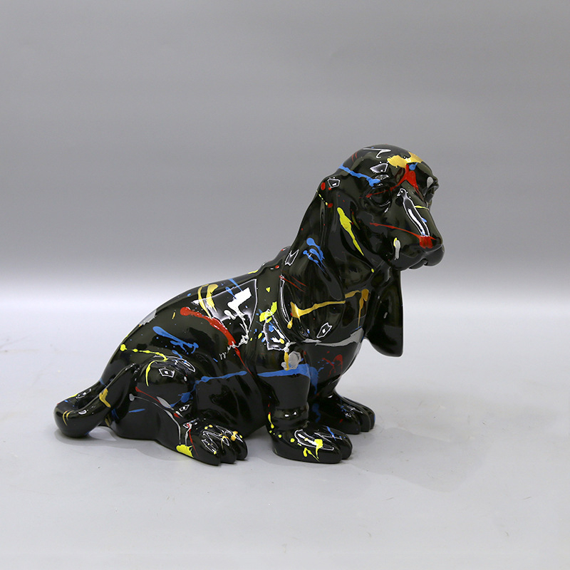 Beagle figurica od smole Jane O. — moderni minimalistički stil, materijal smola