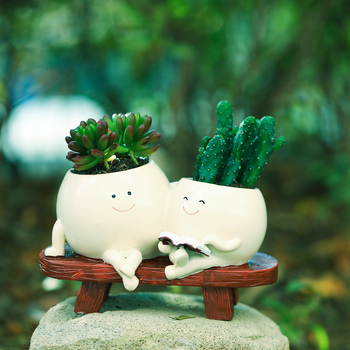 Γλάστρα από ρητίνη με μοτίβο μητέρα και κόρη που διαβάζουν — διακοσμητικό Congxuan