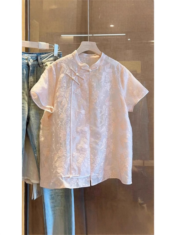 Риза с яка-стойка, къси ръкави, свободна кройка, полиестер, съдържание полиестер 70–80%, еднобортно закопчаване, дължина 50–65 см, национален стил