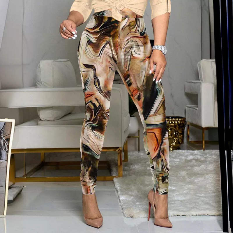 Costum de birou din poliester, imprimeu tie-dye și cusături contrastante, stil urban/bazic, pantaloni drepți, mâneci 3/4